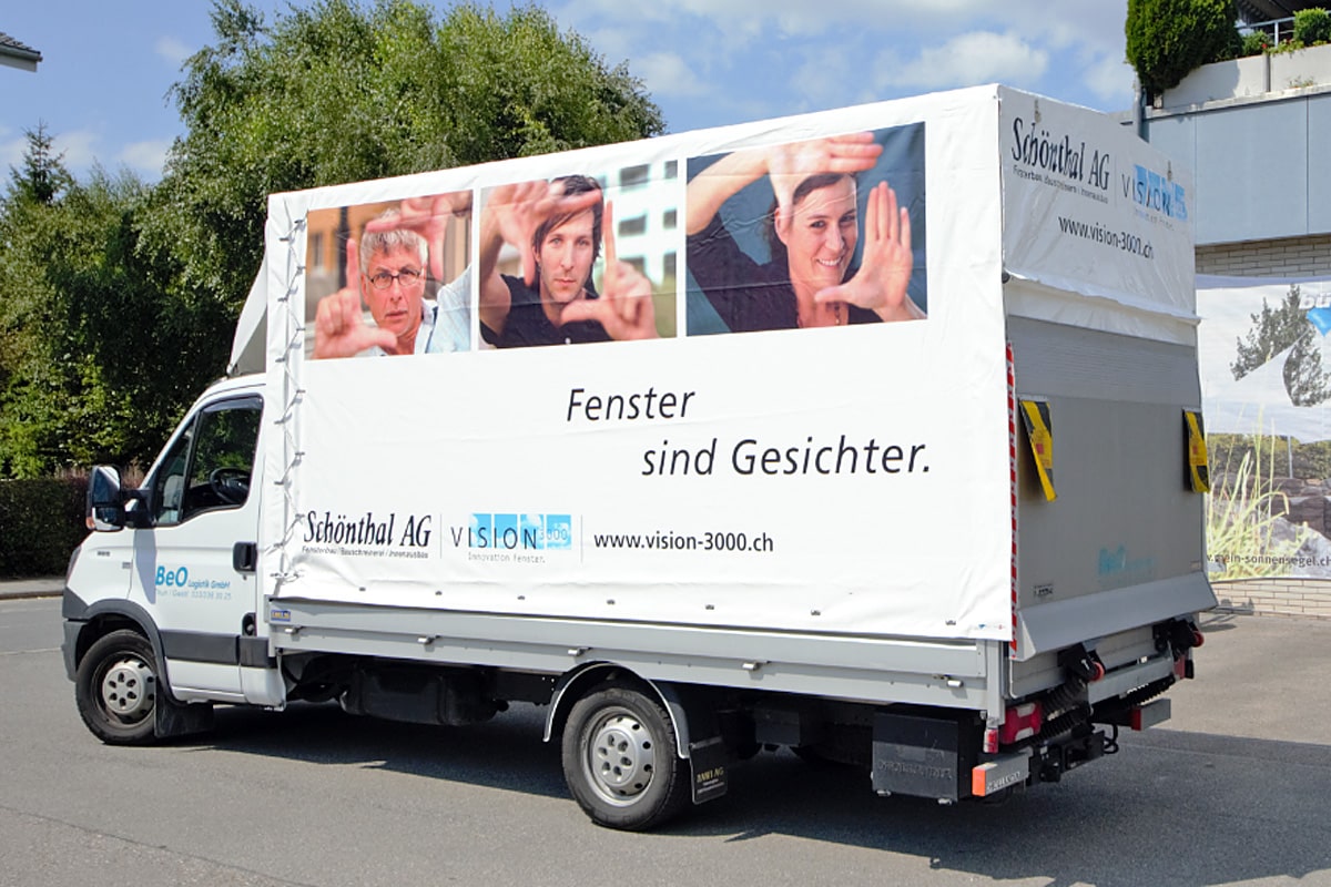Meine Lastwagenblache hat einen Riss